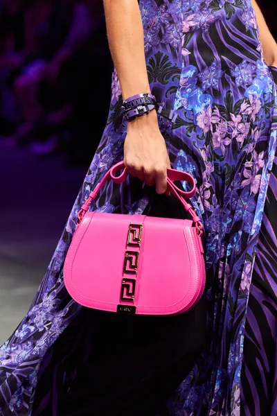 Look 55